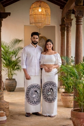 Matching Couple Peacock Print Set